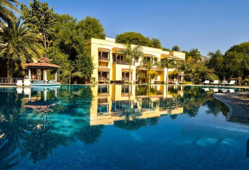 The Royal Retreat Resort & Spa Udajpur Zewnętrze zdjęcie