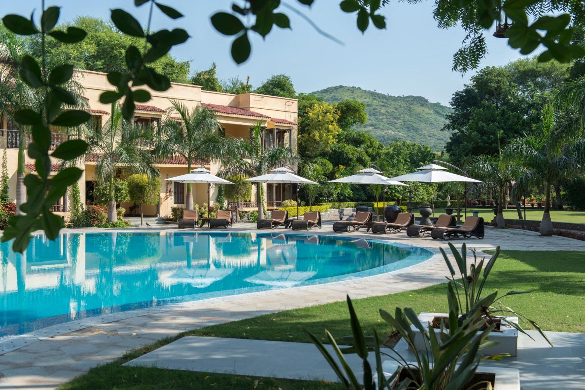 The Royal Retreat Resort & Spa Udajpur Zewnętrze zdjęcie