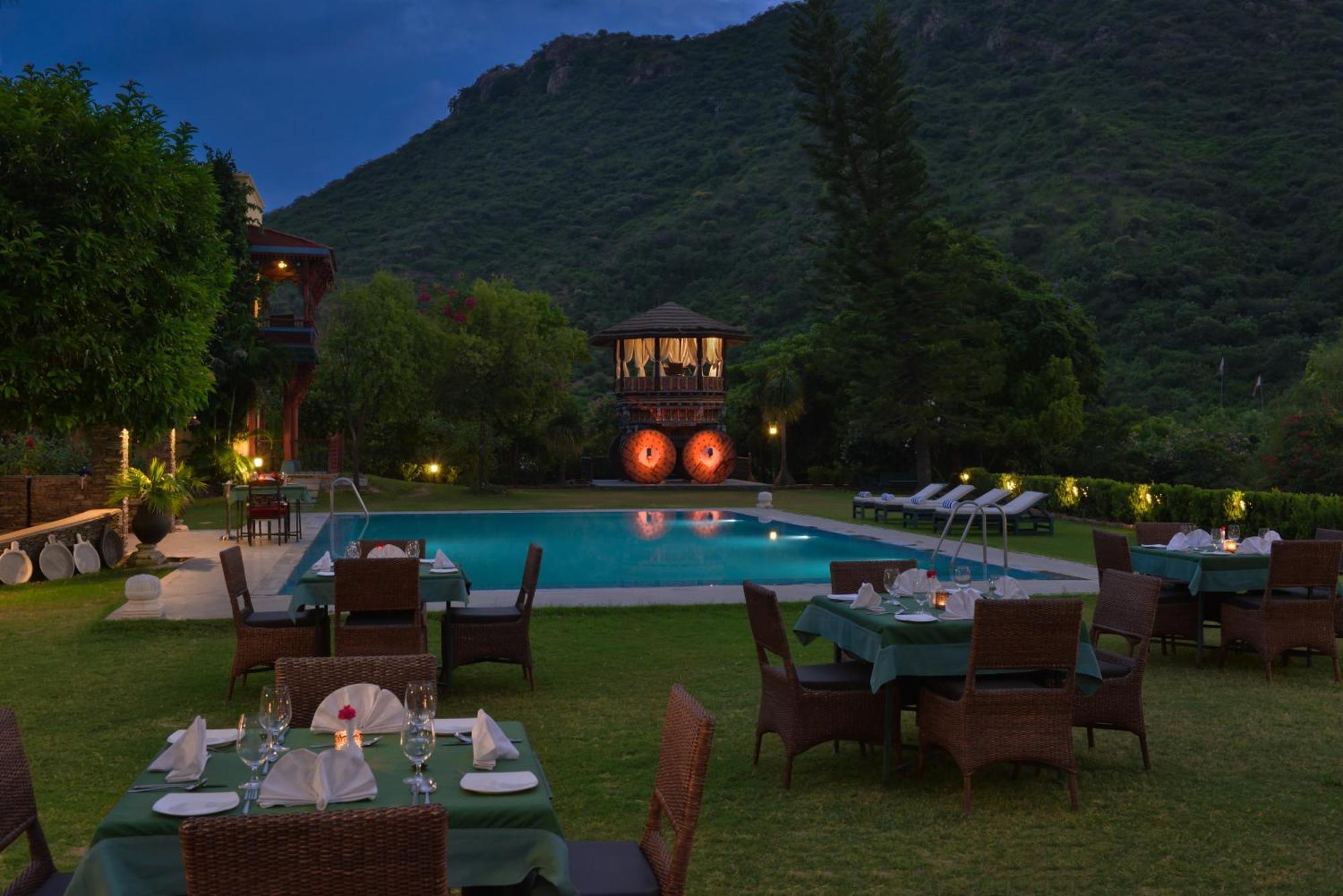 The Royal Retreat Resort & Spa Udajpur Zewnętrze zdjęcie