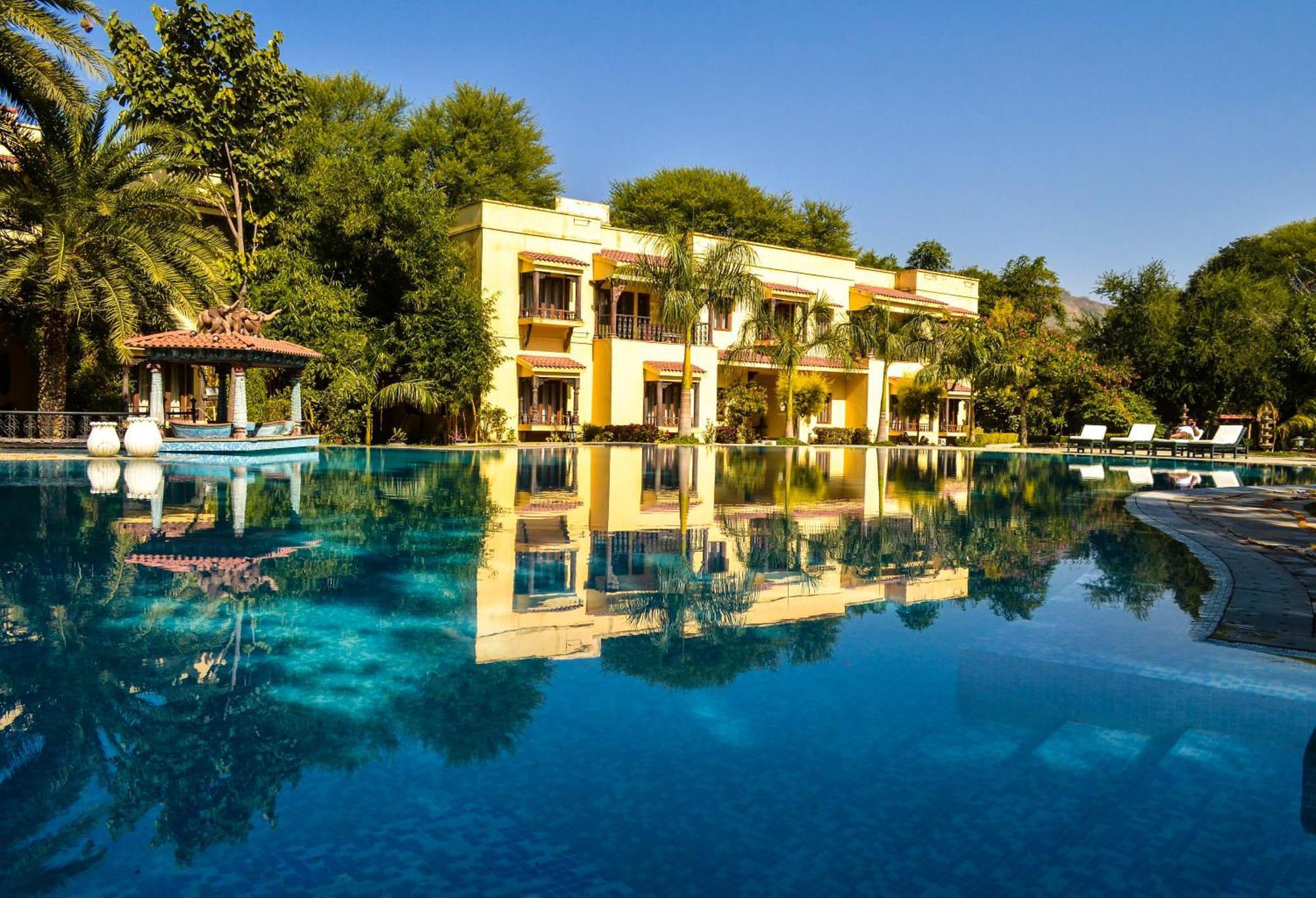 The Royal Retreat Resort & Spa Udajpur Zewnętrze zdjęcie