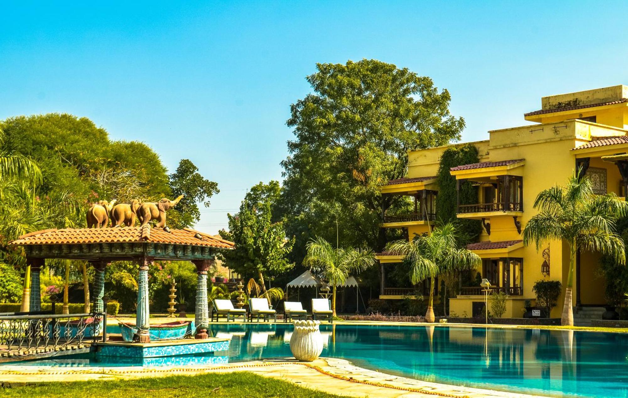 The Royal Retreat Resort & Spa Udajpur Zewnętrze zdjęcie