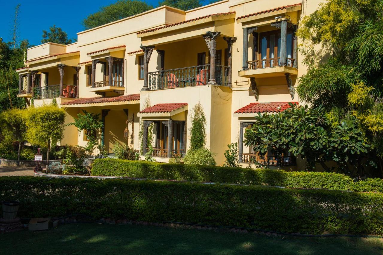 The Royal Retreat Resort & Spa Udajpur Zewnętrze zdjęcie