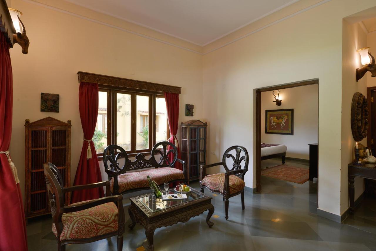 The Royal Retreat Resort & Spa Udajpur Zewnętrze zdjęcie