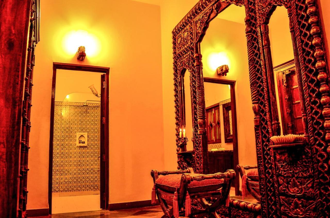 The Royal Retreat Resort & Spa Udajpur Zewnętrze zdjęcie